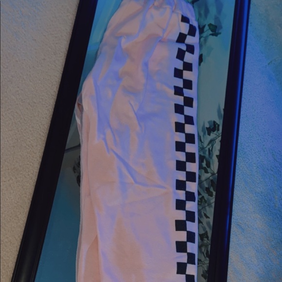 Checkered forever 21 sweatpants - Picture 2 of 3